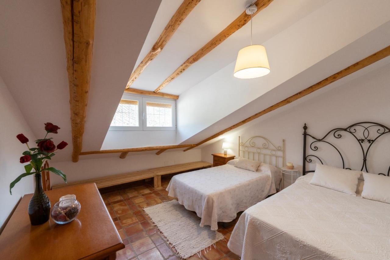 Vivienda Rural Las Bartolas Jaen Exterior photo